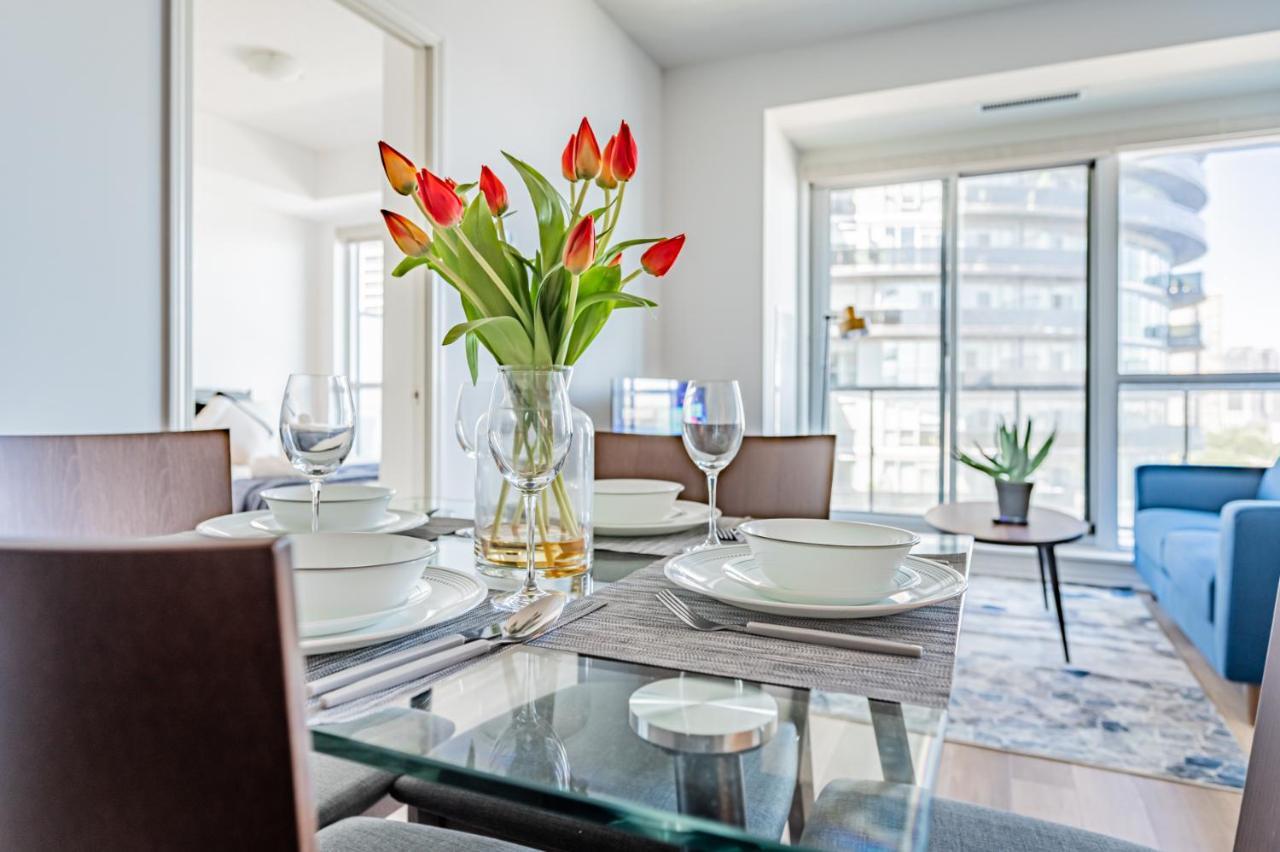 Condo In Parklawn & Lake Shore With Free Parking Close To Airport Торонто Экстерьер фото